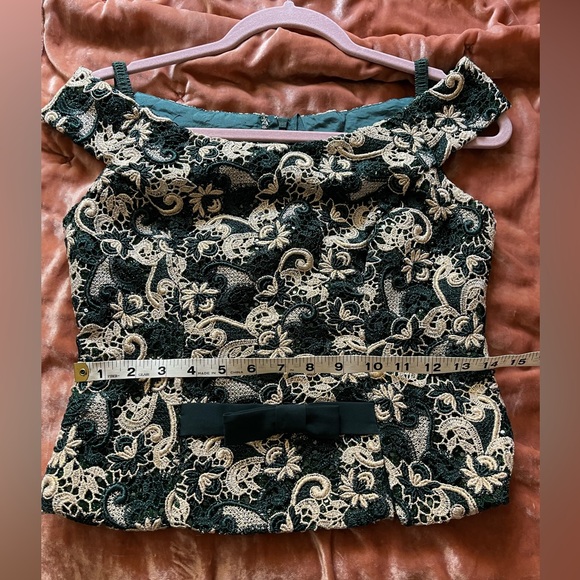 Eliza of California, Inc. Brocade Holiday Party Off Shoulder Bodice Fitted Top - Picture 4 of 10